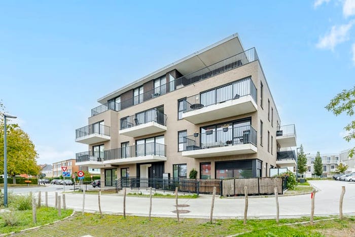 8-kamerhuis te koop in Sint-Pieters-Leeuw